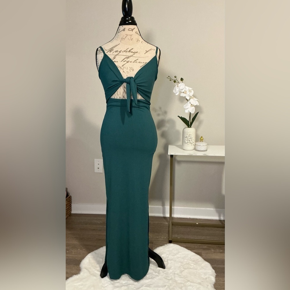 Green Ruched Ribbed Sheath Maxi Dress